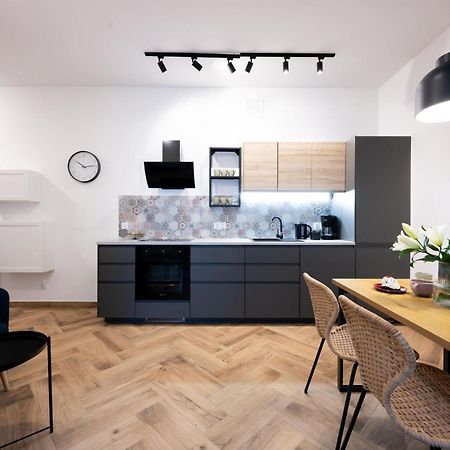 Native Apartments Pulaskiego 6 크라쿠프 외부 사진