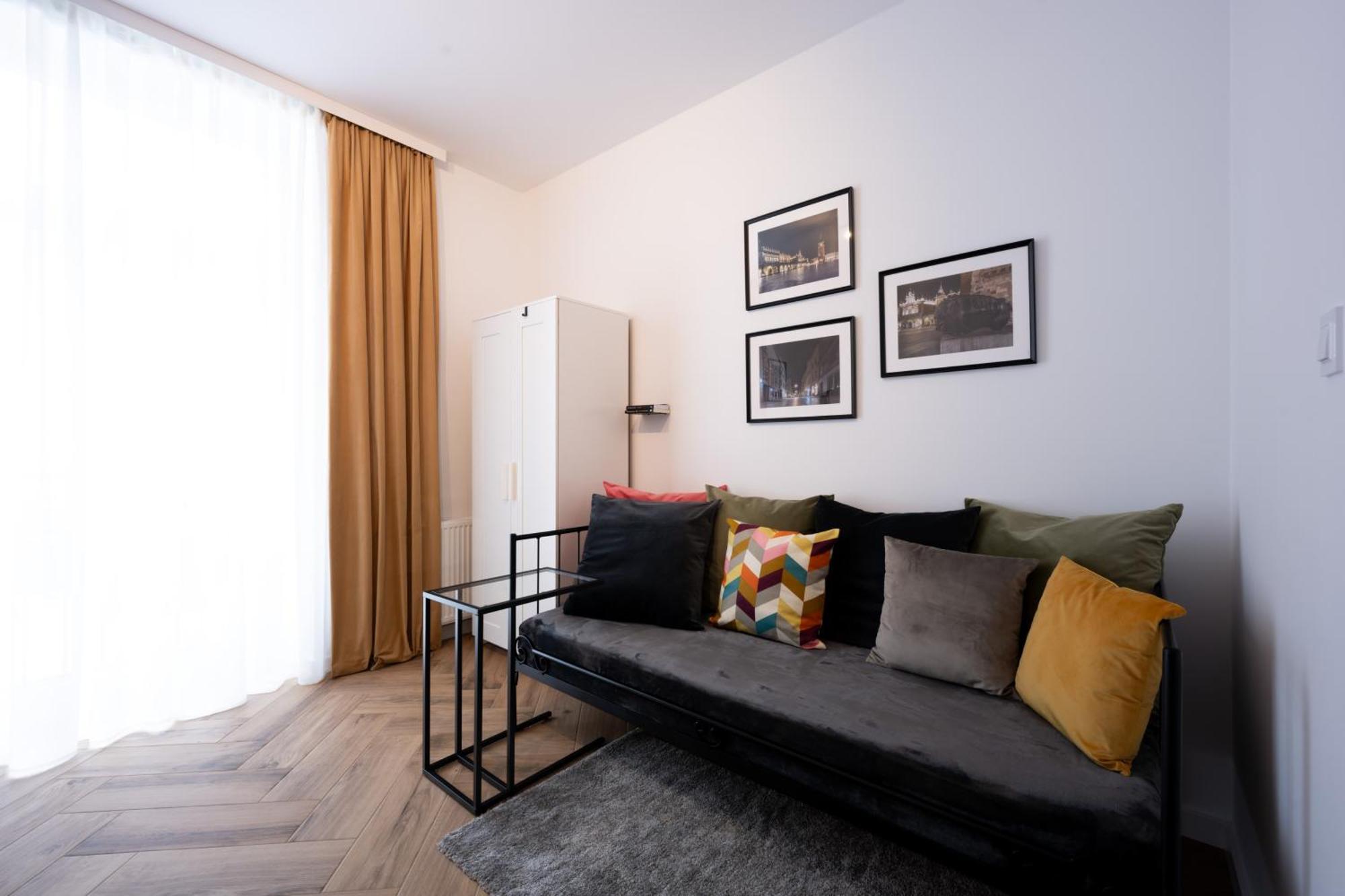 Native Apartments Pulaskiego 6 크라쿠프 외부 사진